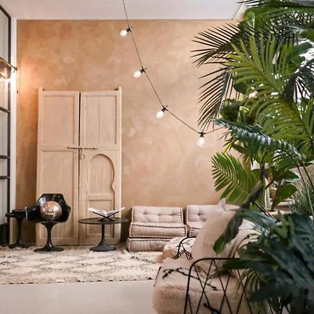 Haert Boutique Wellness Suites City Centre Гарлем Экстерьер фото